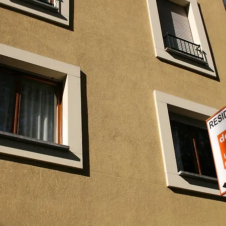Domus Mailand