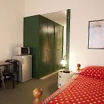 Domus Apart-hotel