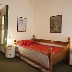 Domus Apart-hotel 4*