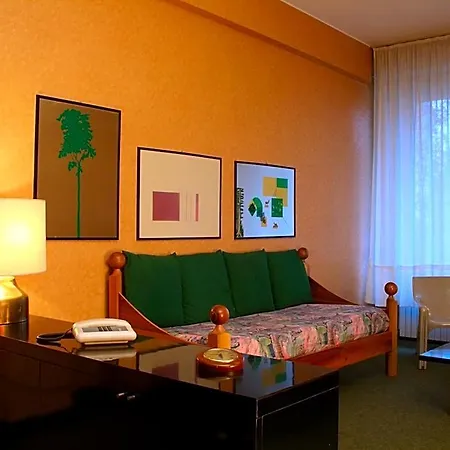 Hotel apartamentowy Domus 4*