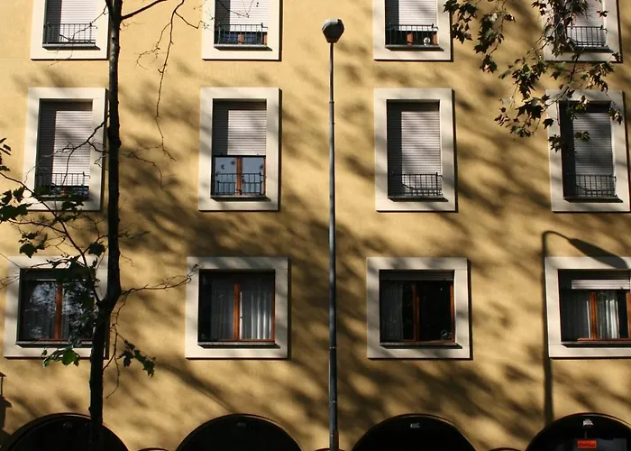 Hotel apartamentowy Domus Mediolan