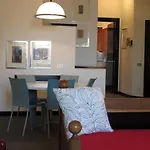 شقة فندقية Domus 4*
